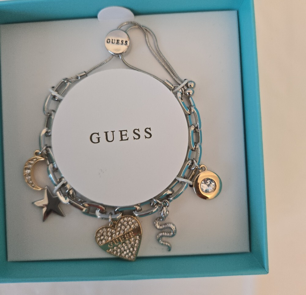 ✨ GUESS Silver Charm Bracelet – Adjustable - Picture 4 of 10